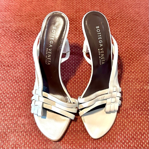 RARE Bottega Veneta White Strappy Wedge Dot Sandal Made In Italy US 6.5 / EU 37 - Picture 3 of 11